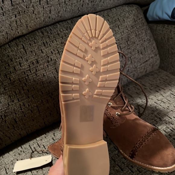 Jack Rodgers brown suede boots with tie strings and zipper side. - Picture 2 of 3